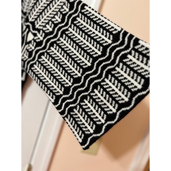 Vincente  NWT Sz XL  Aztec Fringes 3/4  Bell Sleeves Cardigan Sweater - Picture 10 of 13